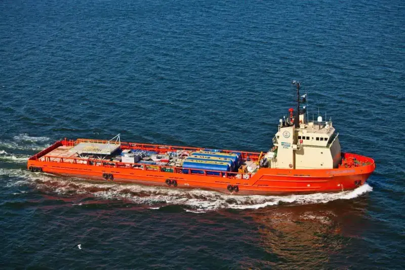 Satellite Internet for Maritime & Offshore Vessels: Complete Guide